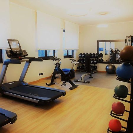Hotel Doubletree By Hilton Brescia Esterno foto