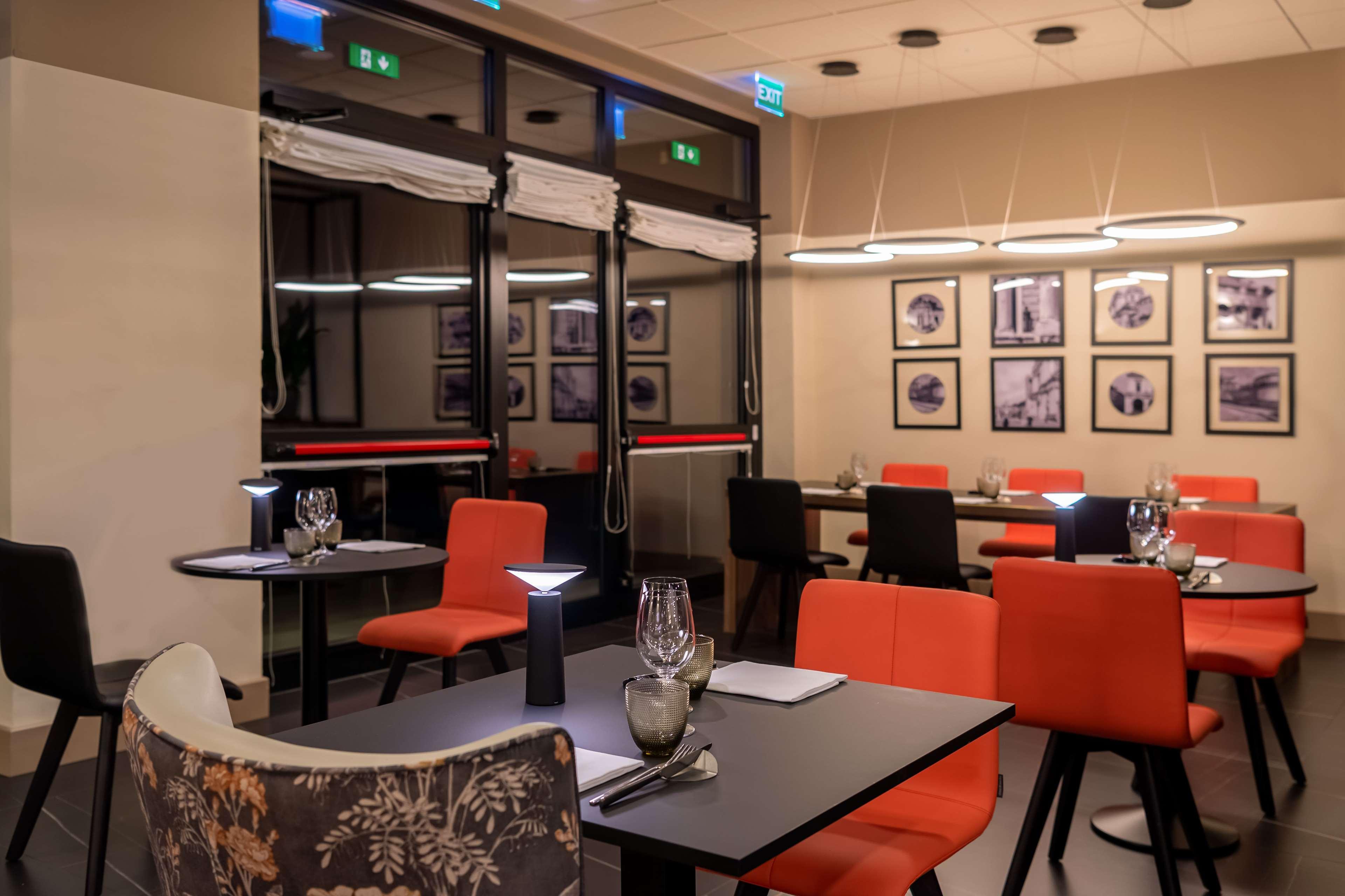 Hotel Doubletree By Hilton Brescia Esterno foto
