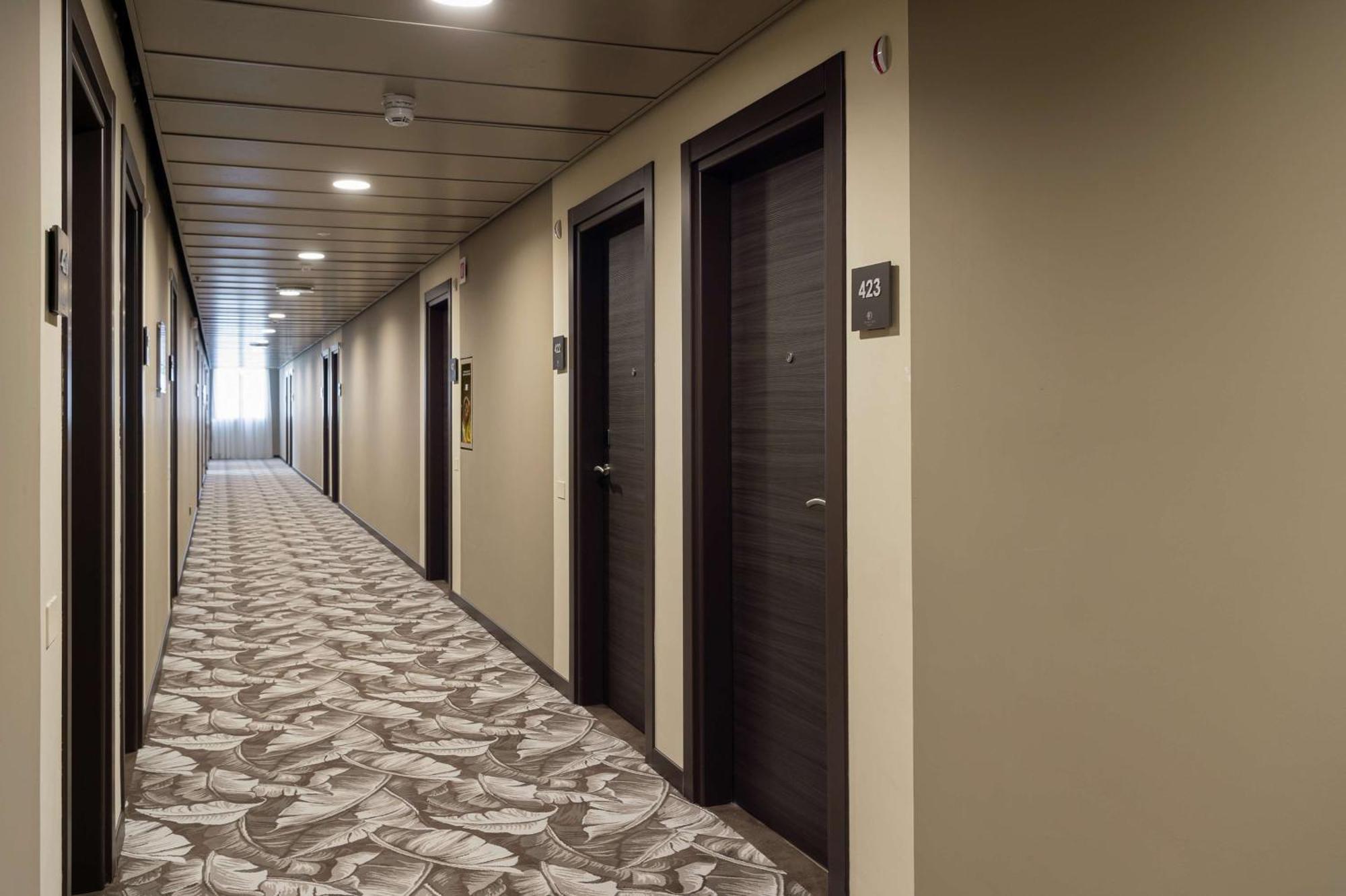 Hotel Doubletree By Hilton Brescia Esterno foto