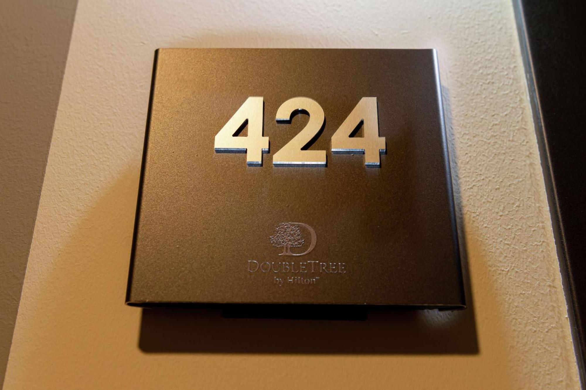 Hotel Doubletree By Hilton Brescia Esterno foto